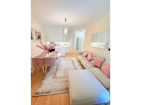 Tirane, jepet me qera apartament 2+1+Aneks+Ballkon Kati 6, 80 m² 1.200 € 