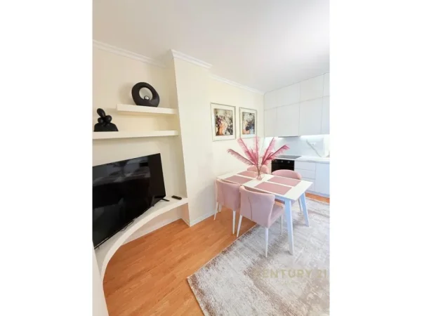 Tirane, jepet me qera apartament 2+1+Aneks+Ballkon Kati 6, 80 m² 1.200 € 