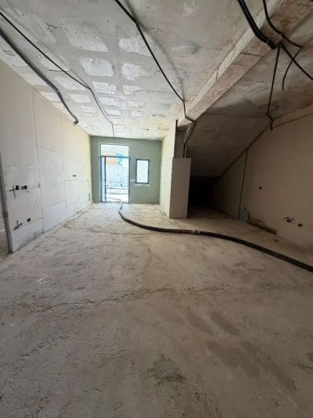 Vlore, shitet apartament 1+1 Kati 0, 106 m² 423.838 € (Dhermi)