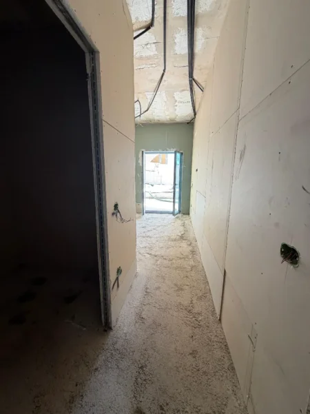 Vlore, shitet apartament 1+1 Kati 0, 106 m² 423.838 € (Dhermi)