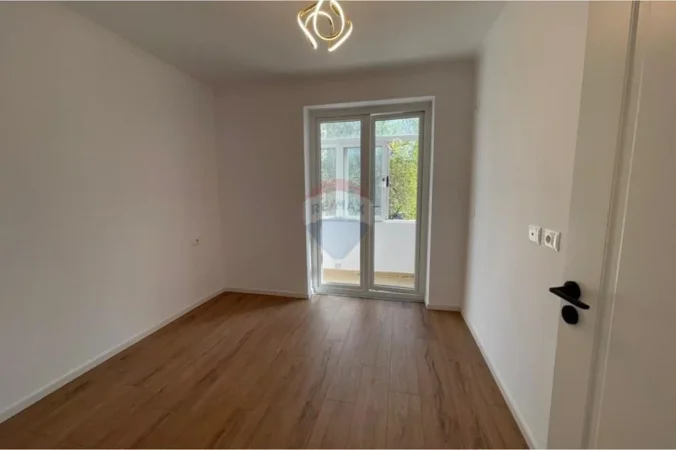 Tirane, shitet apartament 1+1+Ballkon Kati 3, 42 m² 132.000 € (Myslym Shyri)