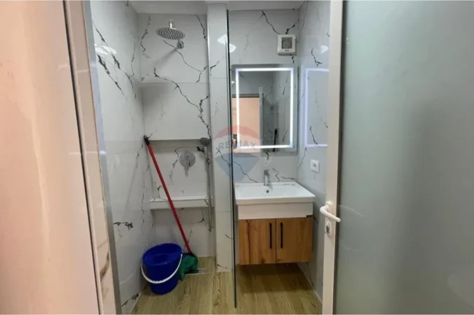 Tirane, shitet apartament 1+1+Ballkon Kati 3, 42 m² 132.000 € (Myslym Shyri)