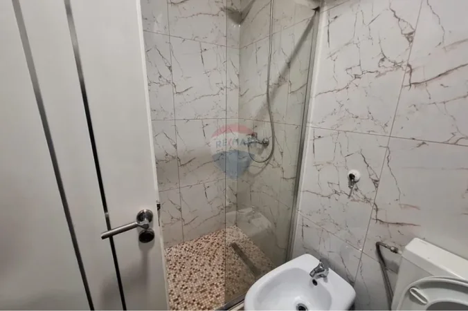 Tirane, shitet apartament , 120 m² 200.000 € 
