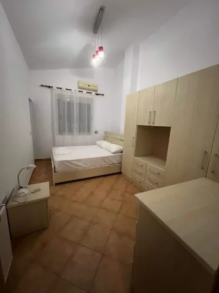 Durres, shitet apartament 2+1+Aneks+Ballkon Kati 5, 140 m² 150.000 € (Golem)