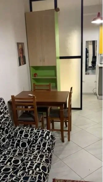 🏠 Jepet me Qera Apartament 1+1 tek Rruga e Elbasanit,  500 euro