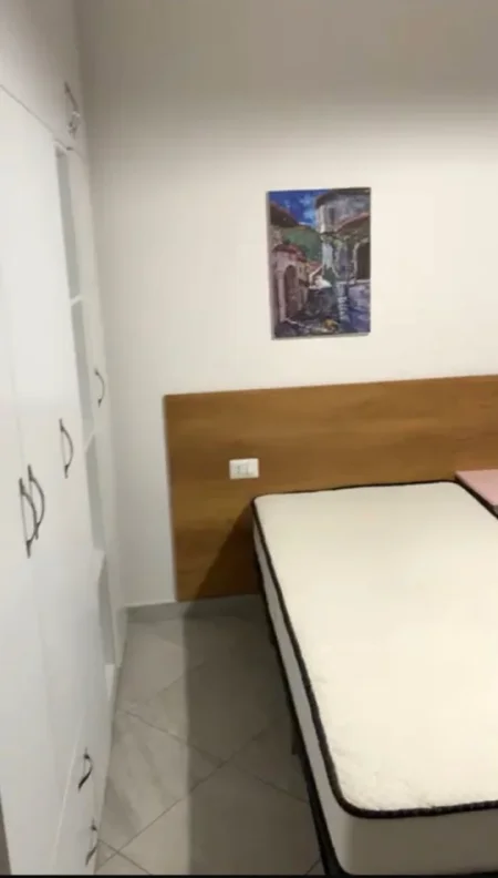 🏠 Jepet me Qera Apartament 1+1 tek Rruga e Elbasanit,  500 euro