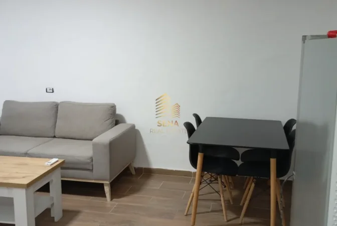 Shqiperi, jepet me qera apartament 1+1 Kati 1, 50 m² 350 € (Brryl)