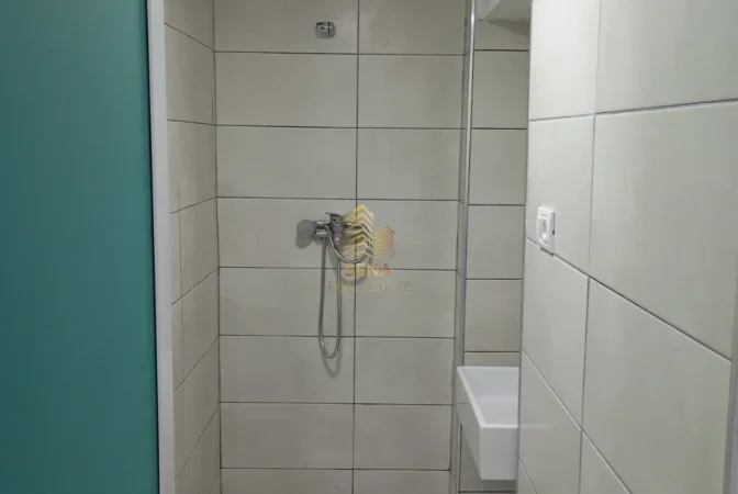 Shqiperi, jepet me qera apartament 1+1 Kati 1, 50 m² 350 € (Brryl)