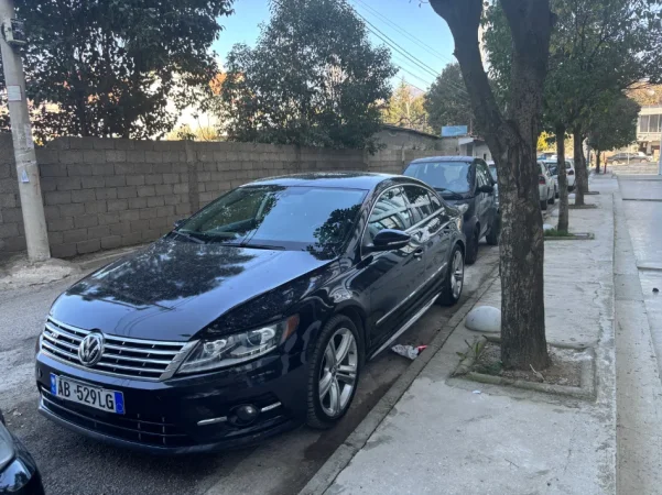 Tirane, shes makine Passat CC RLine 2013 Benzin, e zeze automatik Klima 180.000 km 6.000 €