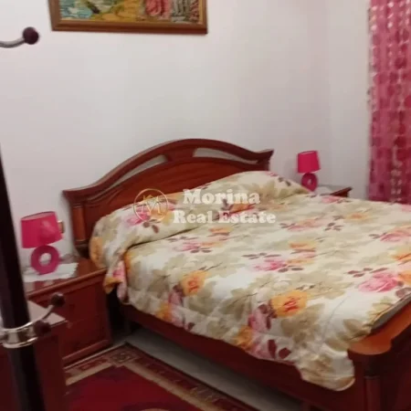 Tirane, jepet me qera shtepi 2+1 Kati 1, 95 m² 400 € (Rruga Besa)
