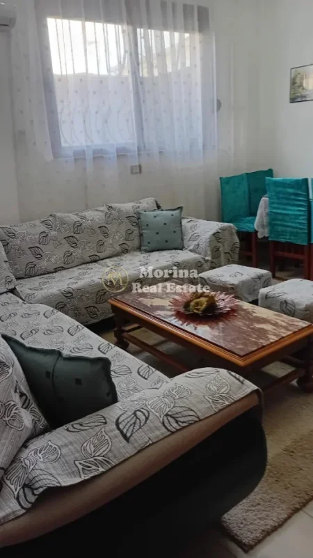 Tirane, jepet me qera shtepi 2+1 Kati 1, 95 m² 400 € (Rruga Besa)