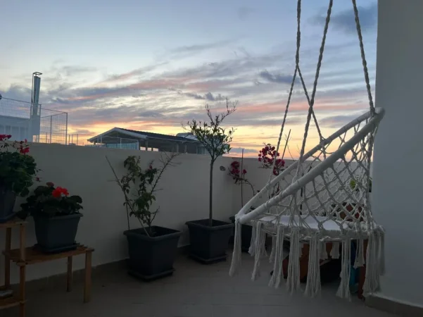 Vlore, shitet apartament 2+1+Ballkon Kati 7, 108 m² 199.000 € (Lungomare, pranë Shkollës së Marinës)
