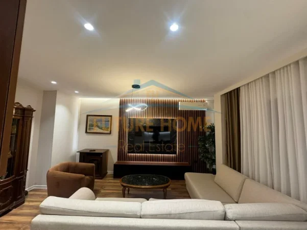 Tirane, shitet apartament 2+1 Kati 4, 102 m² 250.000 € (Mine Peza)