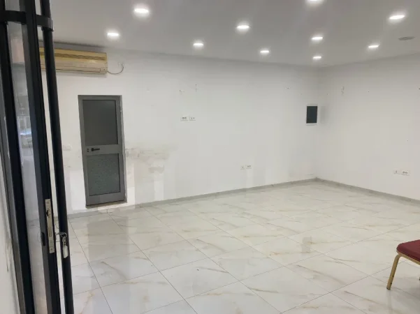 🏠 SHITET Super: Amb. 48m² (📍Vasil Shanto - Blv.Bajram Curri)🔥 Super vendndodhje || Buzë Rruge ✨️ 167,000€ 💶💶