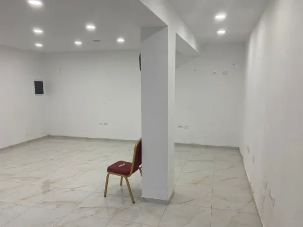 🏠 SHITET Super: Amb. 48m² (📍Vasil Shanto - Blv.Bajram Curri)🔥 Super vendndodhje || Buzë Rruge ✨️ 167,000€ 💶💶