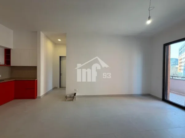 Tirane, jepet me qera apartament 1+1 Kati 1, 71 m² 600 € (TEK KOMPLEKSI “DELIJORGJI”)