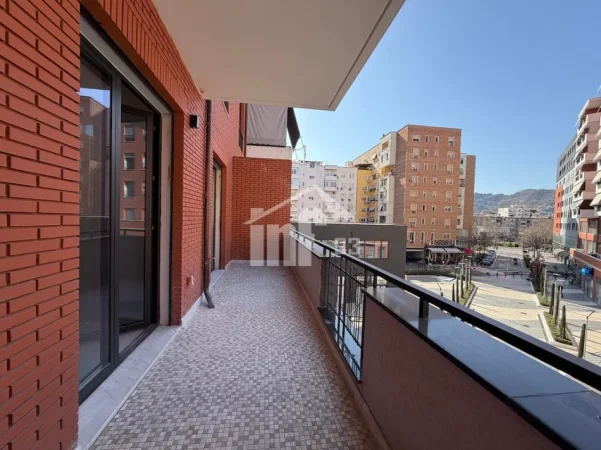 Tirane, jepet me qera apartament 1+1 Kati 1, 71 m² 600 € (TEK KOMPLEKSI “DELIJORGJI”)