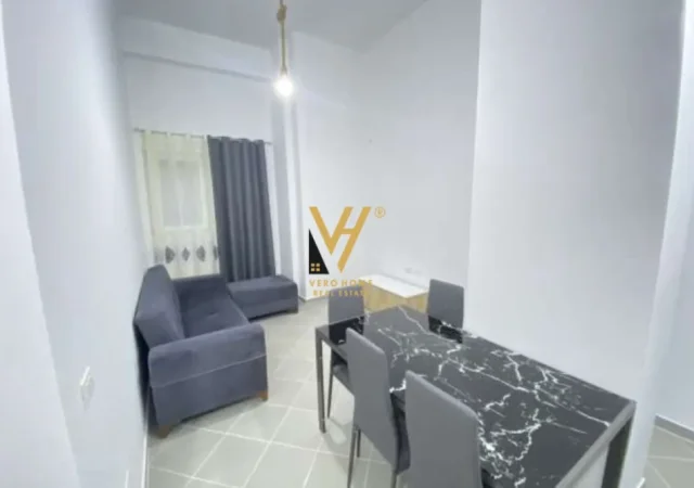 Tirane, jepet me qera apartament 1+1+Ballkon Kati 0, 55 m² 350 € (TREGU ELEKTRIK)