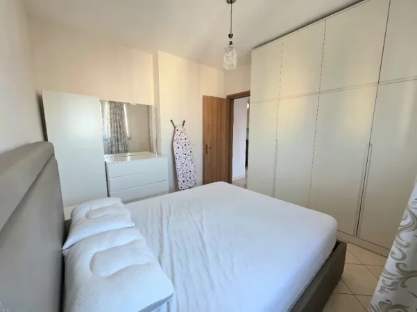 Tirane, jepet me qera apartament 1+1 Kati 7, 60 m² 380 € (ASTIR)