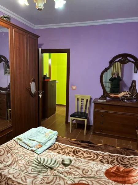 Tirane, jepet me qera apartament 1+1 Kati 1, 71 m² 500 € 