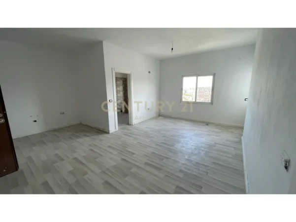 Durres, shitet apartament 3+1 Kati 7, 93 m² 100.000 € 