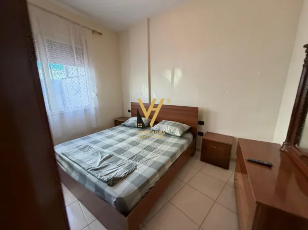 Tirane, jepet me qera apartament 1+1+Ballkon Kati 3, 70 m² 420 € (ASTIR)