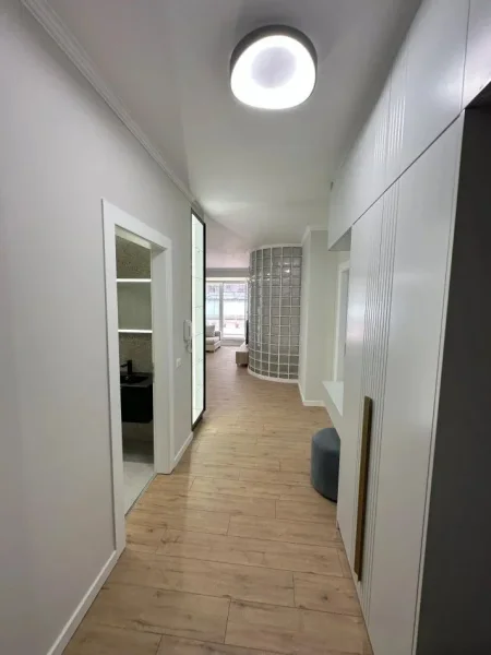 Tirane, jepet me qera apartament 2+1 Kati 2, 107 m² 1.150 € (DON BOSKO)