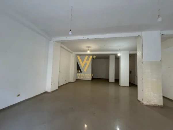 Tirane, jepet me qera ambjent biznesi Kati 0, 150 m² 870 € (ASTIR)