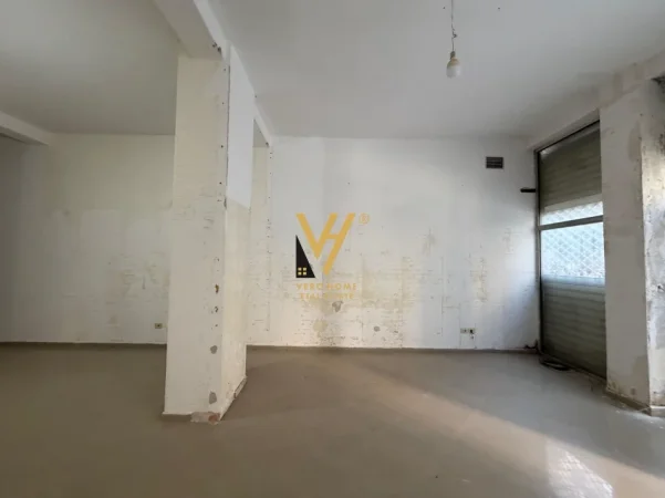 Tirane, jepet me qera ambjent biznesi Kati 0, 150 m² 870 € (ASTIR)