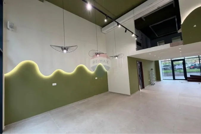 Tirane, jepet me qera dyqan , 130 m² 1.800 € (Residenca Erli)