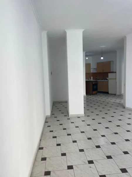 Tirane, shitet apartament 2+1+Ballkon Kati 3, 121 m² 169.700 € (Astir)