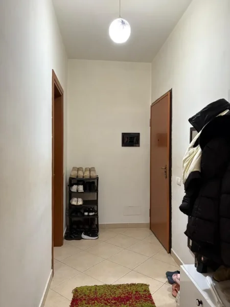 Tirane, shitet apartament 3+1+Aneks+Ballkon Kati 2, 149 m² 175.000 € 