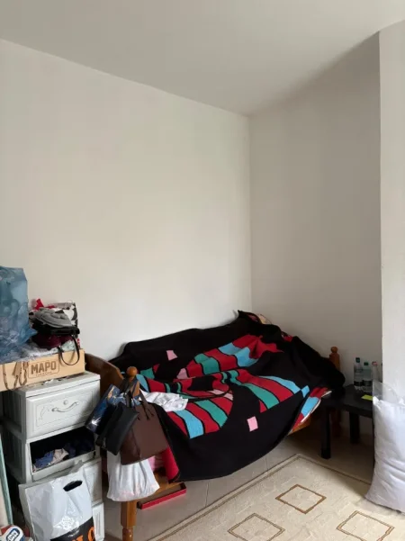 Tirane, shitet apartament 3+1+Aneks+Ballkon Kati 2, 149 m² 175.000 € 