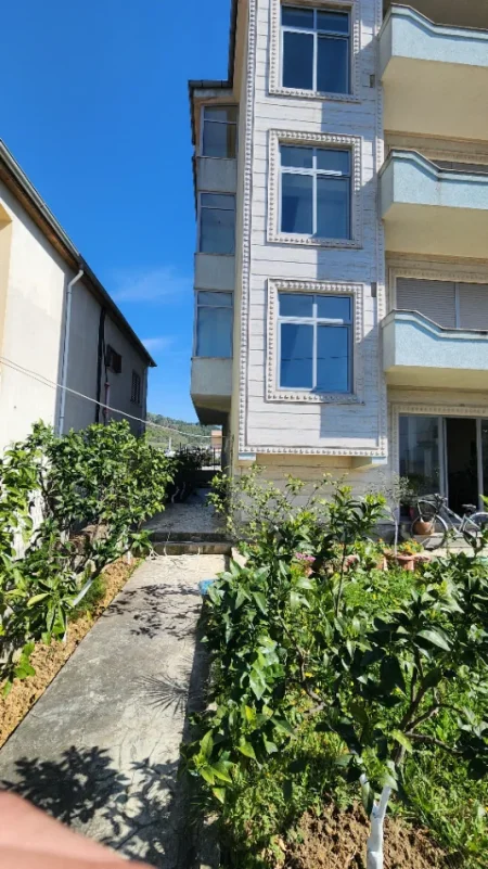 Tirane, shitet apartament 3 Katshe Kati 0, 300 m² 350.000 € (KOMBINAT)