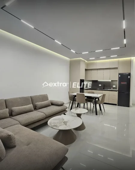 Tirane, jepet me qera apartament , 110 m² 1.000 € (Zogu i Zi)