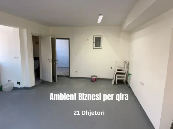 Tirane, jepet me qera zyre Kati 2, 30 m² 750 € (21 Dhjetori)