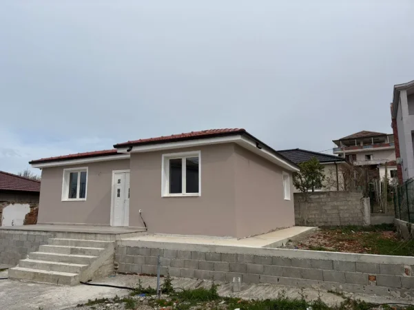 Gjiri Lalezit | Armath, shitet shtepi 1 Katshe, 320 m² 100.000 €