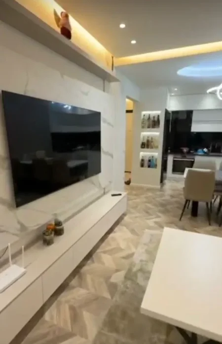 Tirane, shitet apartament 3+1+POST PARKIMI Kati 5, 127 m² 240.000 € (5 MAJI)