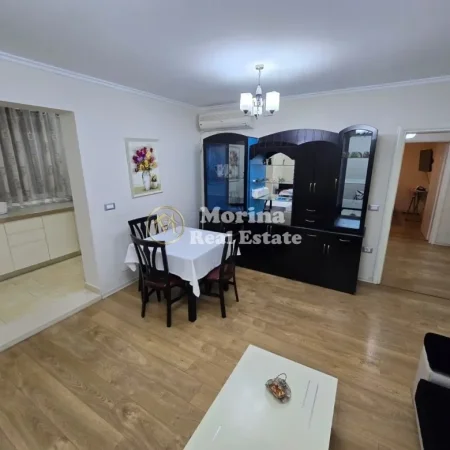 Tirane, jepet me qera apartament 1+1 Kati 3, 65 m² 550 € (Vasil Shanto)