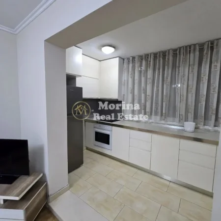 Tirane, jepet me qera apartament 1+1 Kati 3, 65 m² 550 € (Vasil Shanto)