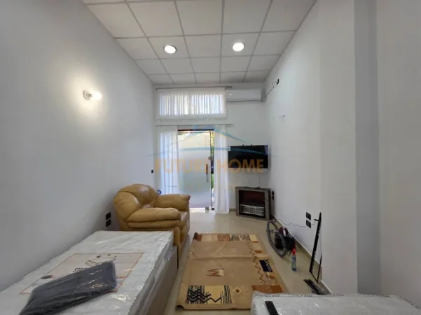 Tirane, jepet me qera garsonier 1+1 Kati 0, 30 m² 370 € (Rruga Gramoz Pashko)