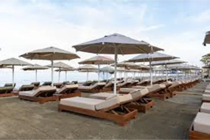Vlore - Lungomare, shitet hotel , 4.800 m² (Uji i ftohte , Vlore)