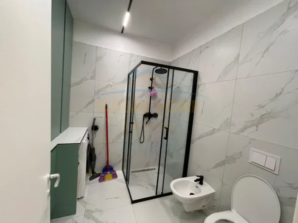 Tirane, jepet me qera apartament 1+1 Kati 3, 76 m² 750 € (Kopshti Zoologjike)