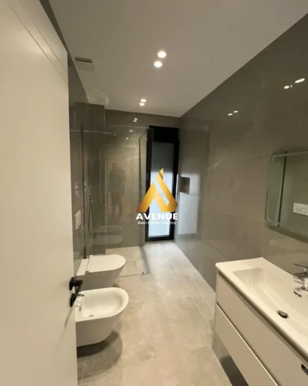 Tirane, jepet me qera Vile 2 Katshe Kati 2, 3.300 € (teg)