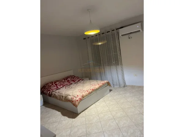 Tirane, jepet me qera apartament 2+1 Kati 9, 81 m² 500 € (Kthesa e Kamzes)