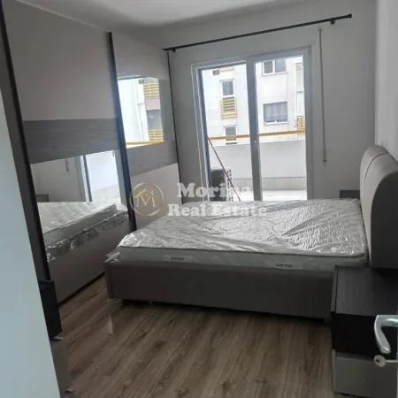 Tirane, jepet me qera apartament 1+1 Kati 1, 70 m² 600 € (Rruga Dritan Hoxha)