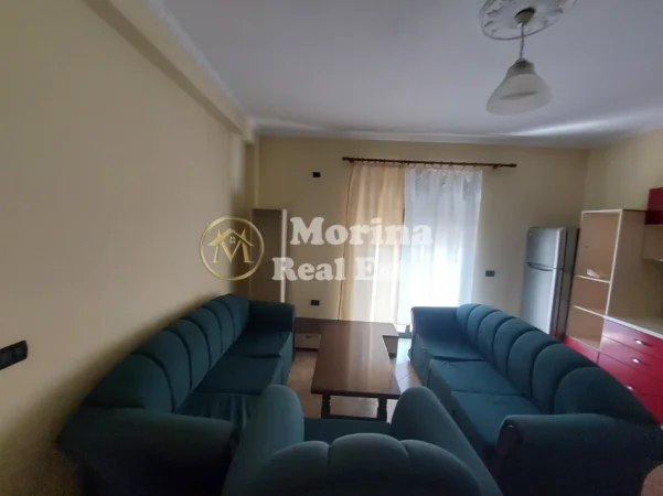 Tirane, jepet me qera shtepi 2+1 Kati 3, 105 m² 450 € (Shkolla e Bashkuar)