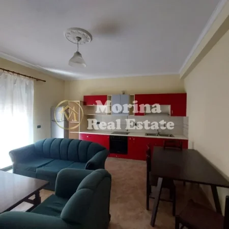 Tirane, jepet me qera shtepi 2+1 Kati 3, 105 m² 450 € (Shkolla e Bashkuar)