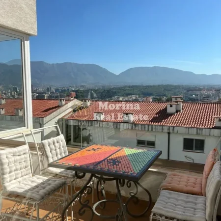 Tirane, shitet Vile 5+1+Ballkon , 460 m² 1.100.000 € (Kodra e Diellit)