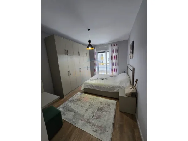 Tirane, jepet me qera apartament 1+1 Kati 6, 82 m² 680 € (RRUGA DRITAN HOXHA)